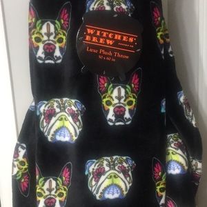 Halloween throw, NWT